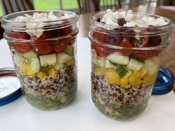 Mason Jar Chopped Salad with Quinoa