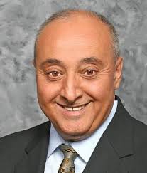 Ismael Ahmed headshot
